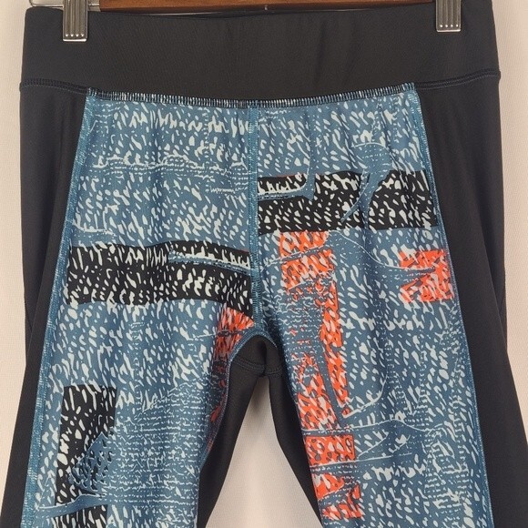 Under Armour Womens HeatGear Compression Capri Leggin Size Medium - Picture 4 of 15